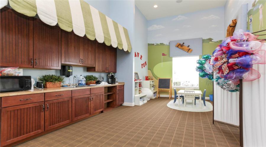 Davenport, Florida 33837, 4 Bedrooms Bedrooms, ,3 Bathroomsbathrooms,Residential,For Sale,Waltham Forest,Mfrtb8382168