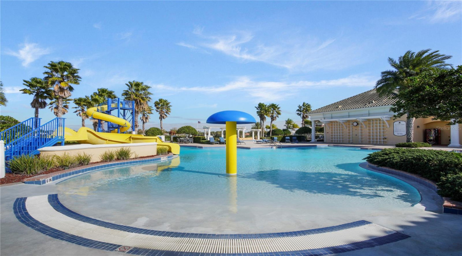 Davenport, Florida 33837, 4 Bedrooms Bedrooms, ,3 Bathroomsbathrooms,Residential,For Sale,Waltham Forest,Mfrtb8382168