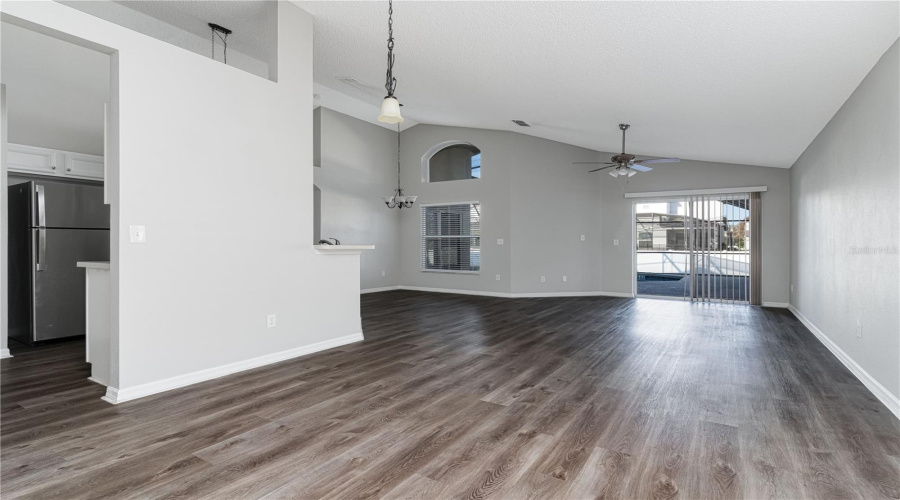 Kissimmee, Florida 34746, 4 Bedrooms Bedrooms, ,3 Bathroomsbathrooms,Residential,For Sale,Seasons,Mfro6305944