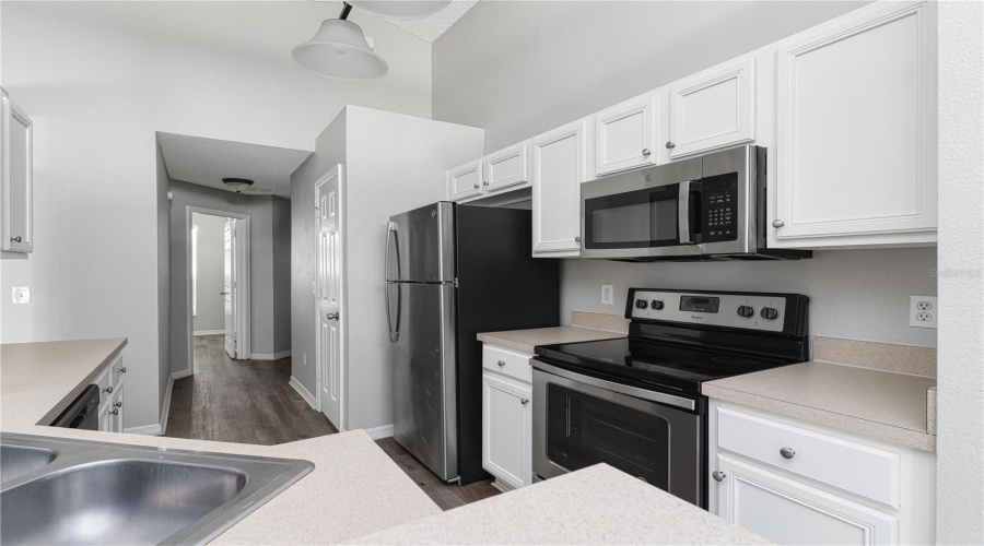 Kissimmee, Florida 34746, 4 Bedrooms Bedrooms, ,3 Bathroomsbathrooms,Residential,For Sale,Seasons,Mfro6305944