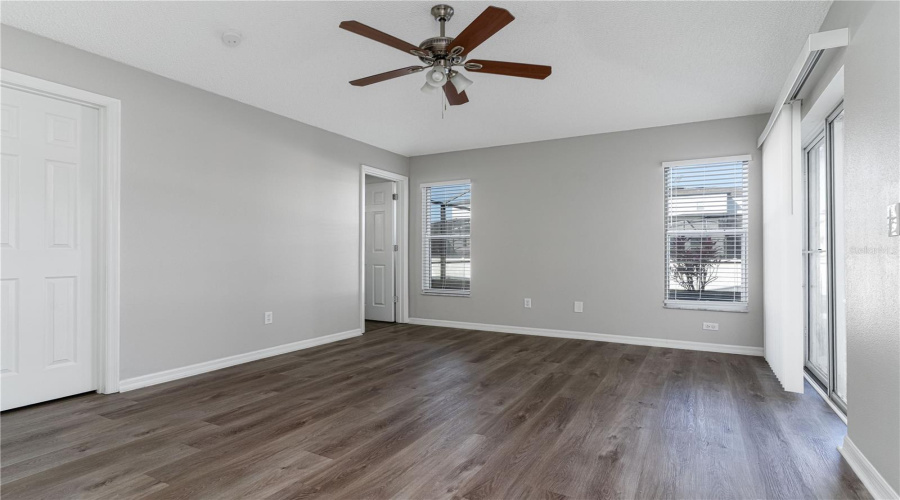 Kissimmee, Florida 34746, 4 Bedrooms Bedrooms, ,3 Bathroomsbathrooms,Residential,For Sale,Seasons,Mfro6305944