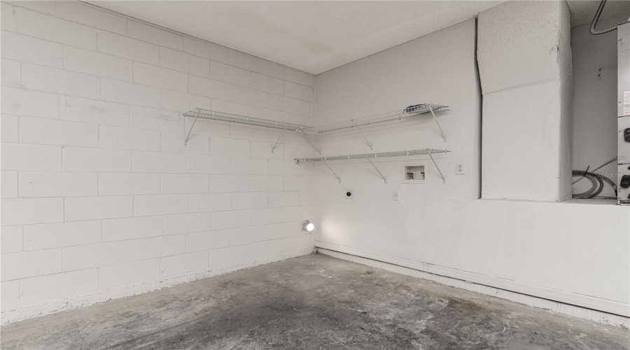 Kissimmee, Florida 34746, 4 Bedrooms Bedrooms, ,3 Bathroomsbathrooms,Residential,For Sale,Seasons,Mfro6305944