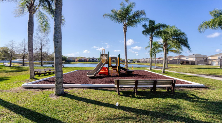 Kissimmee, Florida 34746, 4 Bedrooms Bedrooms, ,3 Bathroomsbathrooms,Residential,For Sale,Seasons,Mfro6305944