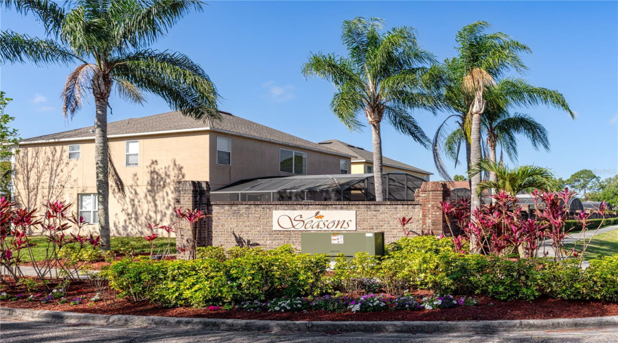 Kissimmee, Florida 34746, 4 Bedrooms Bedrooms, ,3 Bathroomsbathrooms,Residential,For Sale,Seasons,Mfro6305944