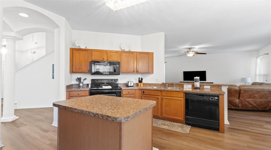 Davenport, Florida 33837, 4 Bedrooms Bedrooms, ,3 Bathroomsbathrooms,Residential,For Sale,Orange Cosmos,Mfro6304471