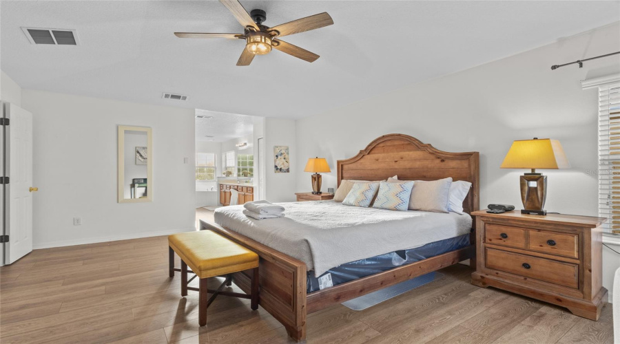 Davenport, Florida 33837, 4 Bedrooms Bedrooms, ,3 Bathroomsbathrooms,Residential,For Sale,Orange Cosmos,Mfro6304471