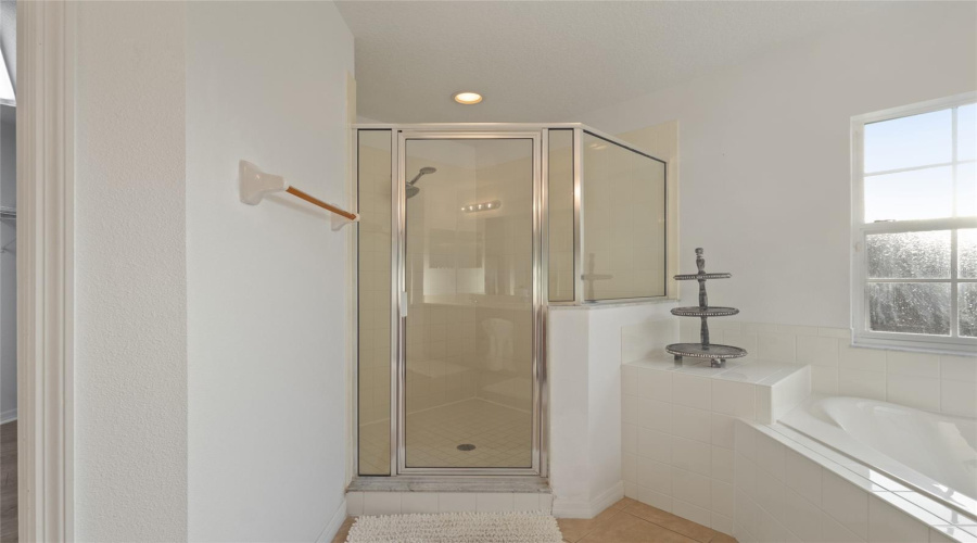 Davenport, Florida 33837, 4 Bedrooms Bedrooms, ,3 Bathroomsbathrooms,Residential,For Sale,Orange Cosmos,Mfro6304471