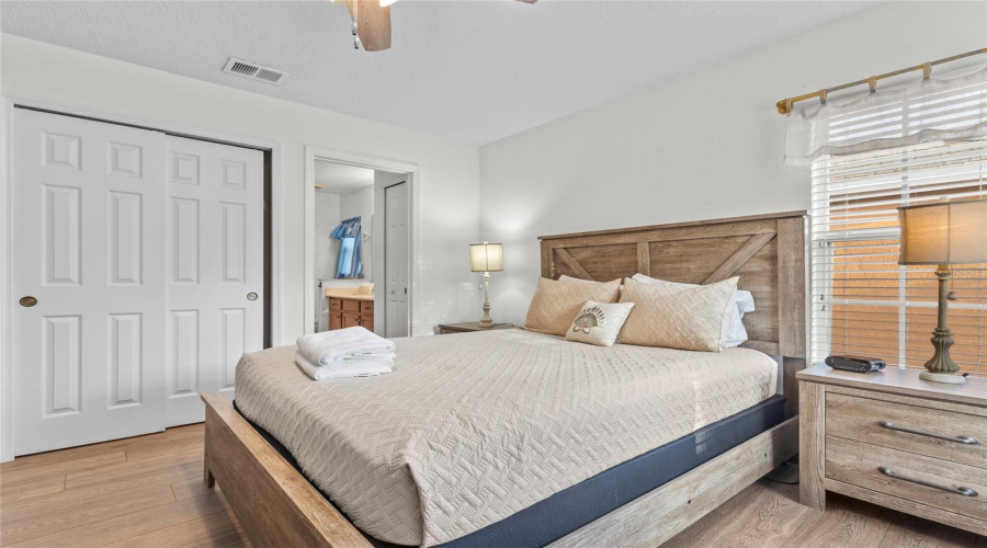 Davenport, Florida 33837, 4 Bedrooms Bedrooms, ,3 Bathroomsbathrooms,Residential,For Sale,Orange Cosmos,Mfro6304471