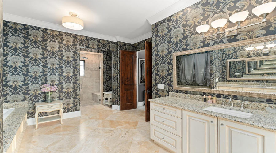 Golden Oak, Florida 32836, 4 Bedrooms Bedrooms, ,4 Bathroomsbathrooms,Residential,For Sale,Lounsberry,Mfro6304564