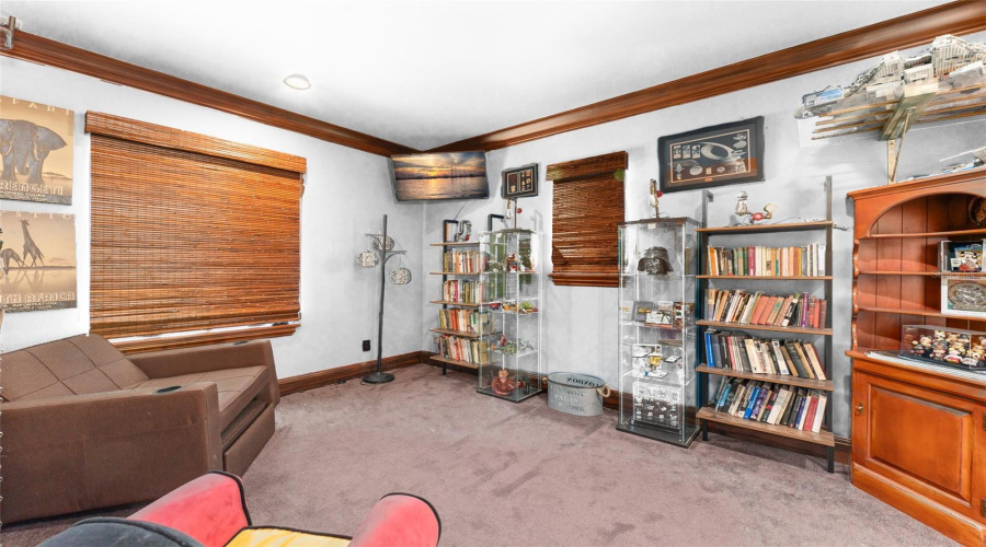 Golden Oak, Florida 32836, 4 Bedrooms Bedrooms, ,4 Bathroomsbathrooms,Residential,For Sale,Lounsberry,Mfro6304564