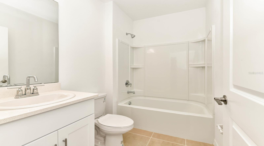 Davenport, Florida 33897, 5 Bedrooms Bedrooms, ,3 Bathroomsbathrooms,Residential,For Sale,Vellacito,Mfro6306086
