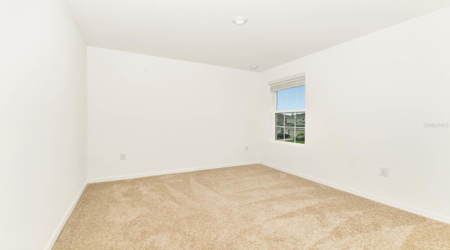 Davenport, Florida 33897, 5 Bedrooms Bedrooms, ,3 Bathroomsbathrooms,Residential,For Sale,Vellacito,Mfro6306086