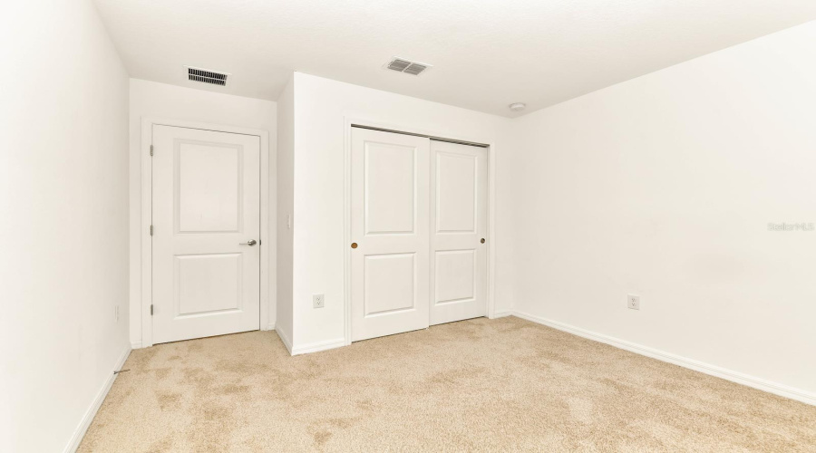 Davenport, Florida 33897, 5 Bedrooms Bedrooms, ,3 Bathroomsbathrooms,Residential,For Sale,Vellacito,Mfro6306086