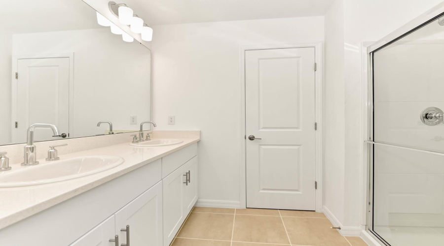Davenport, Florida 33897, 5 Bedrooms Bedrooms, ,3 Bathroomsbathrooms,Residential,For Sale,Vellacito,Mfro6306086