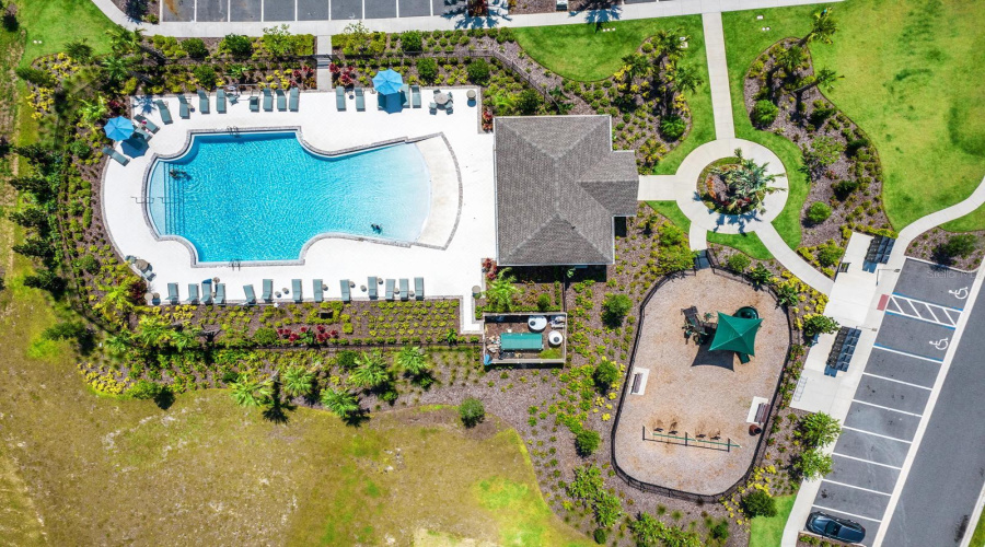 Davenport, Florida 33897, 5 Bedrooms Bedrooms, ,3 Bathroomsbathrooms,Residential,For Sale,Vellacito,Mfro6306086
