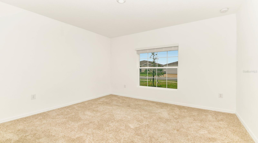 Davenport, Florida 33897, 5 Bedrooms Bedrooms, ,3 Bathroomsbathrooms,Residential,For Sale,Vellacito,Mfro6306086