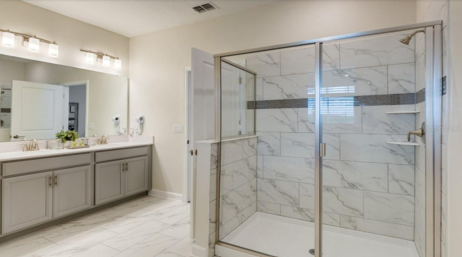 Davenport, Florida 33896, 8 Bedrooms Bedrooms, ,5 Bathroomsbathrooms,Residential,For Sale,Ocean Course,Mfro6303559