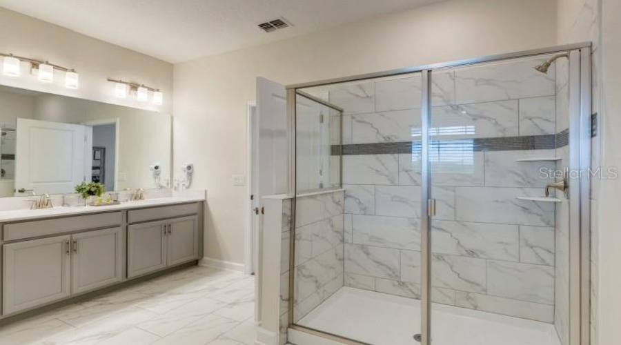 Davenport, Florida 33896, 8 Bedrooms Bedrooms, ,5 Bathroomsbathrooms,Residential,For Sale,Ocean Course,Mfro6303559