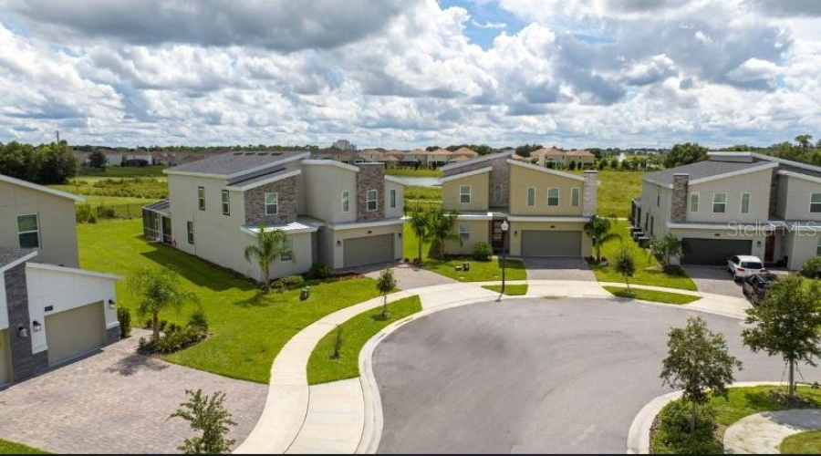 Davenport, Florida 33896, 8 Bedrooms Bedrooms, ,5 Bathroomsbathrooms,Residential,For Sale,Ocean Course,Mfro6303559