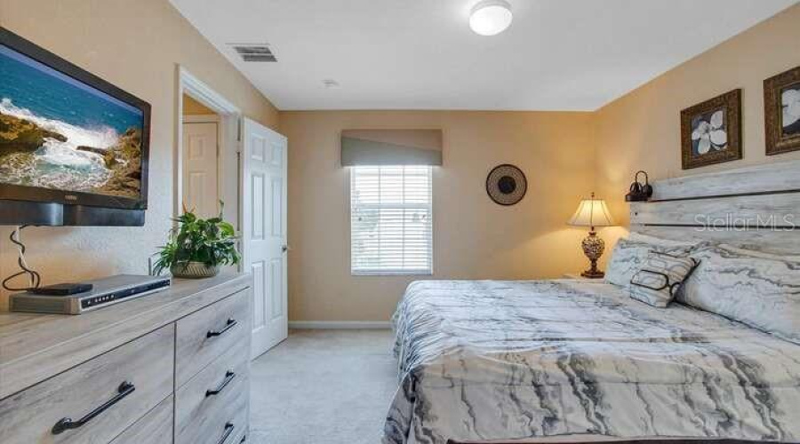 Kissimmee, Florida 34747, 6 Bedrooms Bedrooms, ,4 Bathroomsbathrooms,Residential,For Sale,Daulby,Mfro6305808