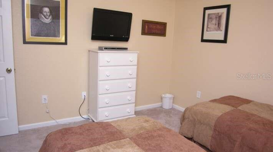 Kissimmee, Florida 34747, 6 Bedrooms Bedrooms, ,4 Bathroomsbathrooms,Residential,For Sale,Daulby,Mfro6305808