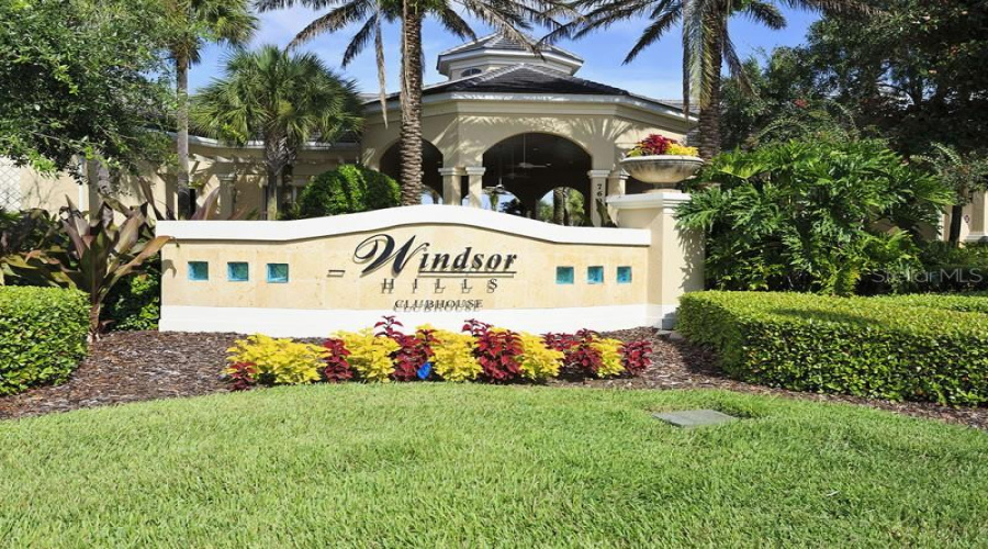 Kissimmee, Florida 34747, 6 Bedrooms Bedrooms, ,4 Bathroomsbathrooms,Residential,For Sale,Daulby,Mfro6305808