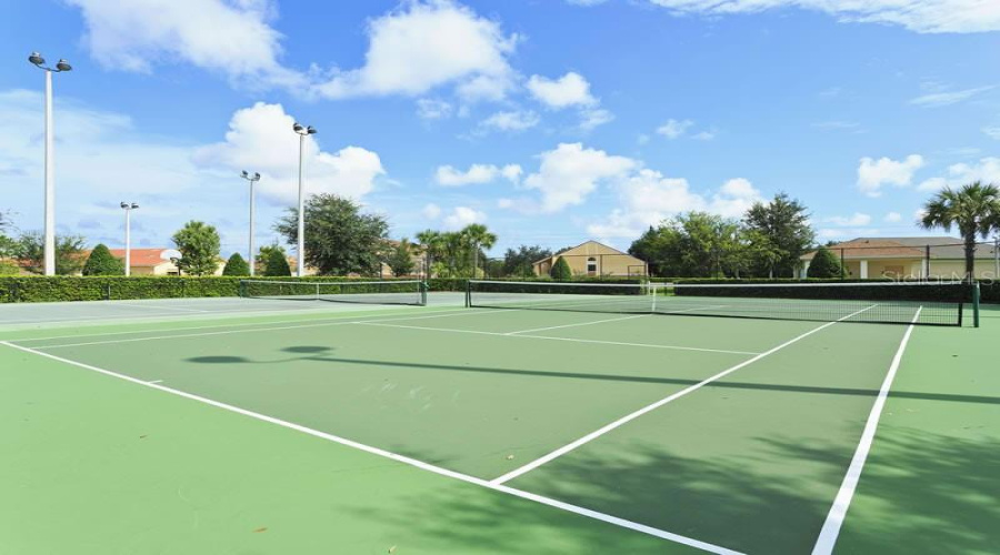 Kissimmee, Florida 34747, 6 Bedrooms Bedrooms, ,4 Bathroomsbathrooms,Residential,For Sale,Daulby,Mfro6305808
