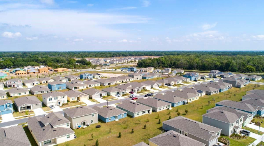 Kissimmee, Florida 34746, 4 Bedrooms Bedrooms, ,3 Bathroomsbathrooms,Residential,For Sale,Forage,Mfrtb8382232