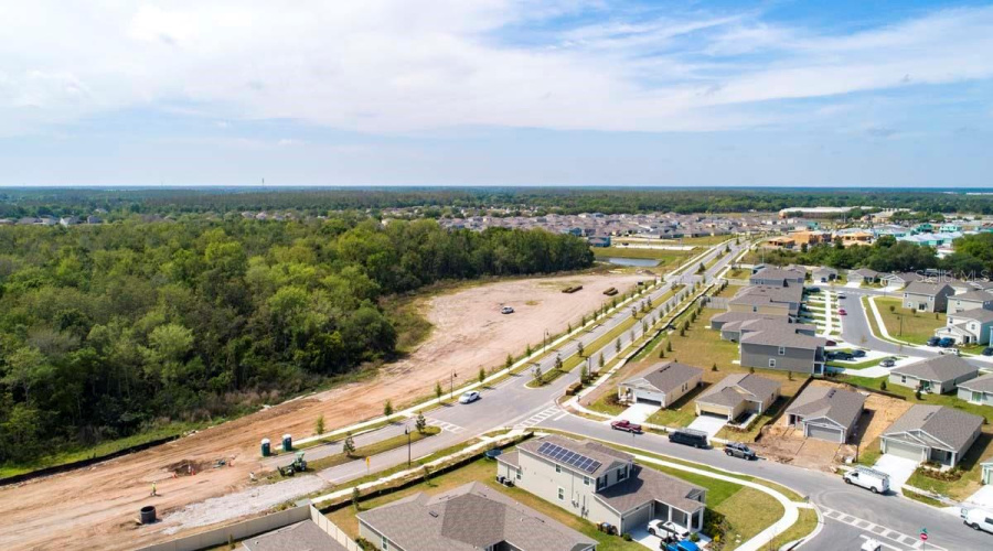 Kissimmee, Florida 34746, 4 Bedrooms Bedrooms, ,3 Bathroomsbathrooms,Residential,For Sale,Forage,Mfrtb8382232
