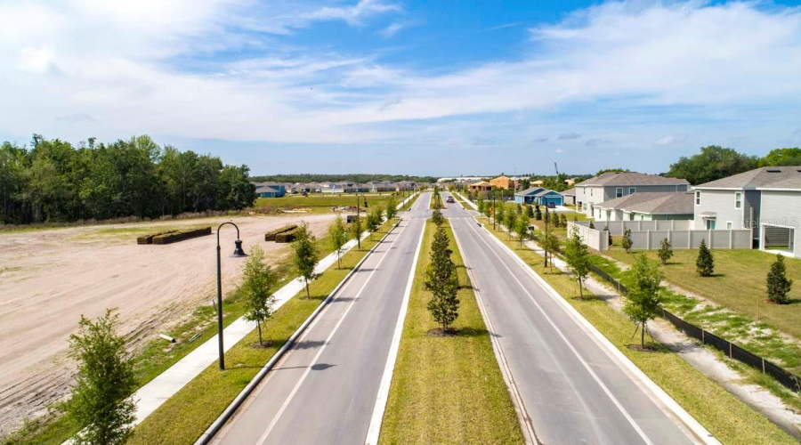 Kissimmee, Florida 34746, 4 Bedrooms Bedrooms, ,3 Bathroomsbathrooms,Residential,For Sale,Forage,Mfrtb8382232