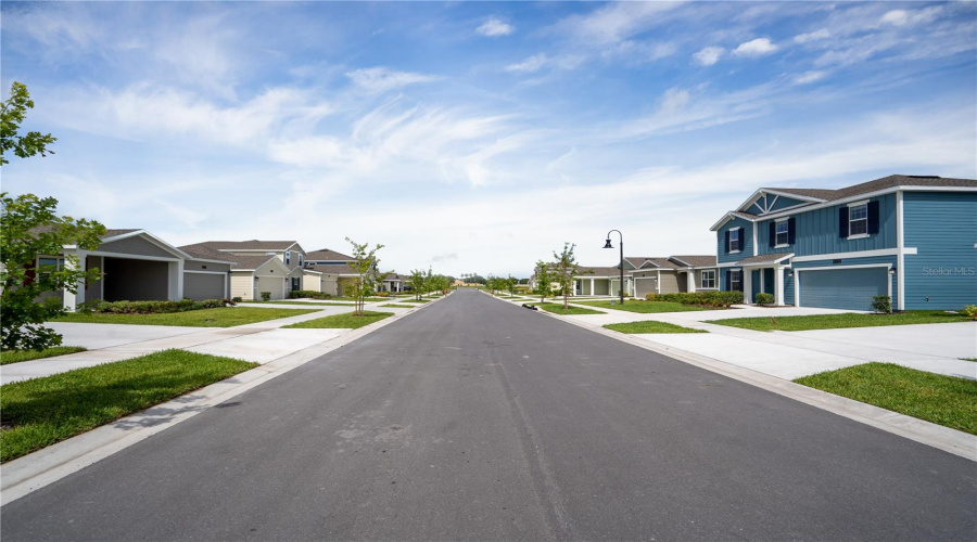 Kissimmee, Florida 34746, 4 Bedrooms Bedrooms, ,3 Bathroomsbathrooms,Residential,For Sale,Forage,Mfrtb8382232