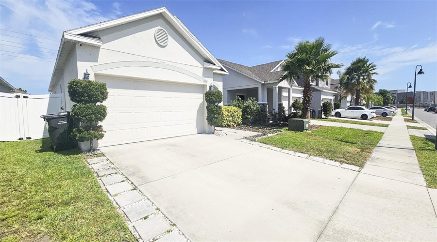 Davenport, Florida 33896, 3 Bedrooms Bedrooms, ,2 Bathroomsbathrooms,Residential,For Sale,Bocavista,Mfro6305790
