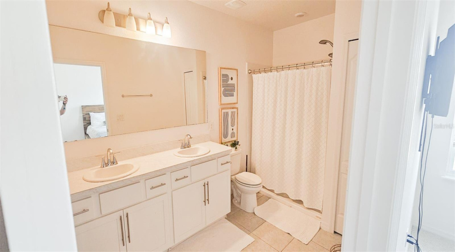 Davenport, Florida 33896, 3 Bedrooms Bedrooms, ,2 Bathroomsbathrooms,Residential,For Sale,Bocavista,Mfro6305790