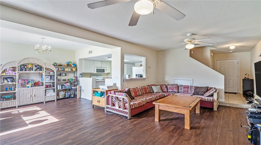 Davenport, Florida 33897, 4 Bedrooms Bedrooms, ,3 Bathroomsbathrooms,Residential,For Sale,Australian,Mfro6305548