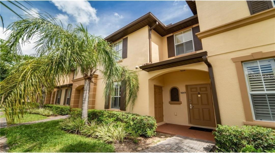 Davenport, Florida 33897, 4 Bedrooms Bedrooms, ,3 Bathroomsbathrooms,Residential,For Sale,Calabria Avenue,Mfro6306250
