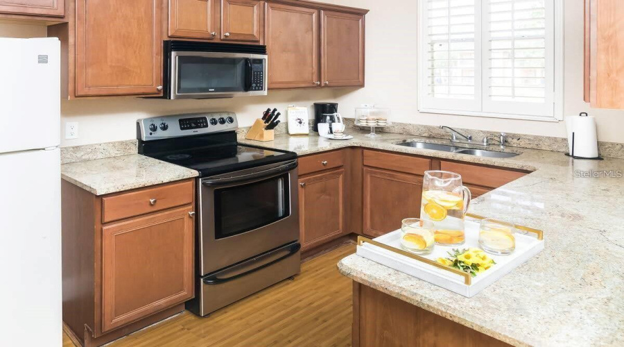 Davenport, Florida 33897, 4 Bedrooms Bedrooms, ,3 Bathroomsbathrooms,Residential,For Sale,Calabria Avenue,Mfro6306250