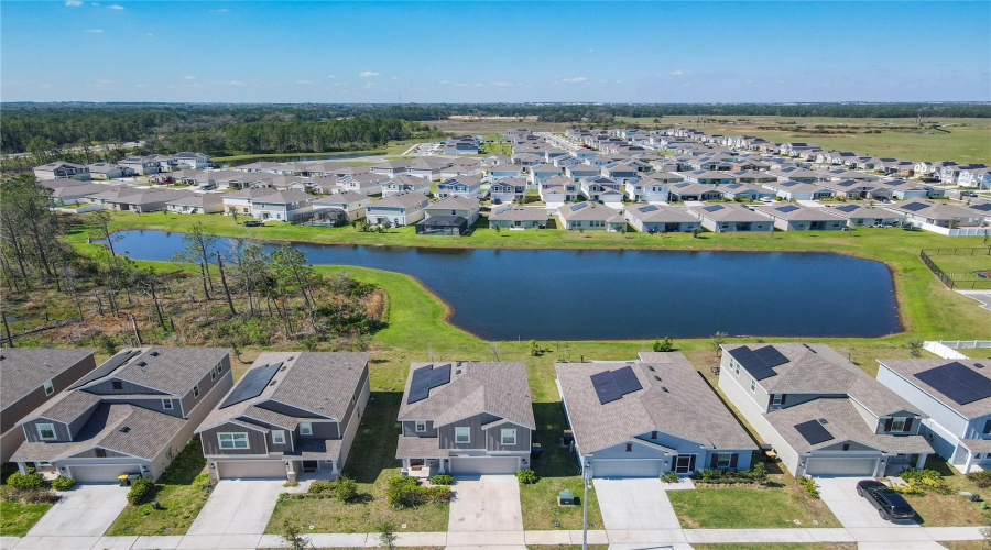Davenport, Florida 33837, 4 Bedrooms Bedrooms, ,2 Bathroomsbathrooms,Residential,For Sale,Jackson,Mfro6306323