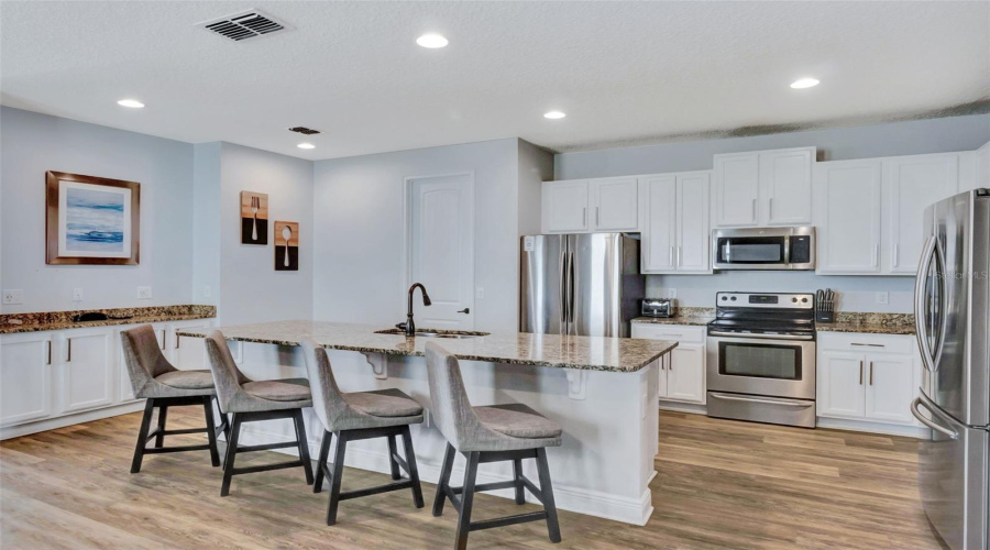 KISSIMMEE, Florida 34747, 10 Bedrooms Bedrooms, ,10 BathroomsBathrooms,Residential,For Sale,MARKER,0,MFRO6305159