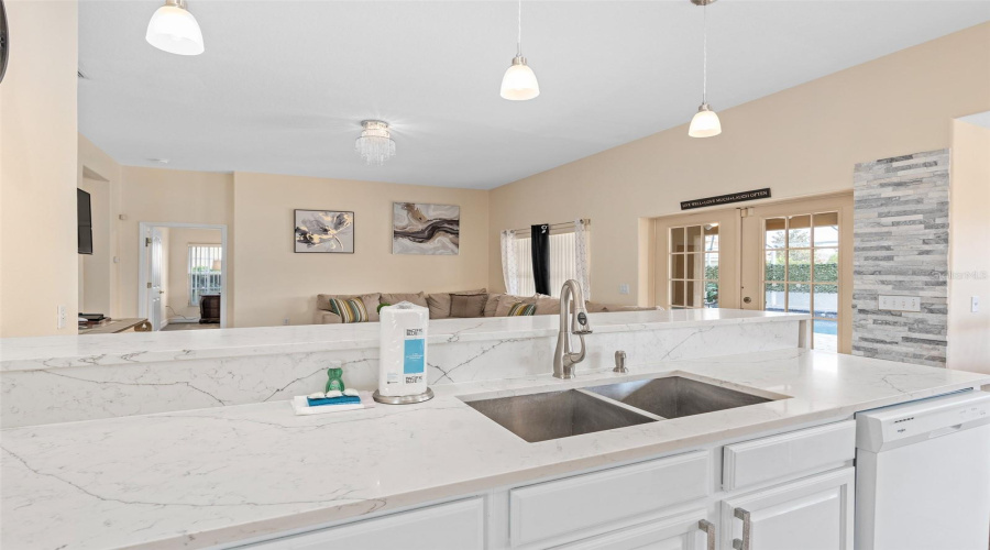 Davenport, Florida 33897, 5 Bedrooms Bedrooms, ,7 Bathroomsbathrooms,Residential,For Sale,Vista Loop,Mfro6306396