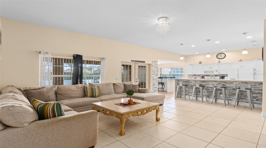 Davenport, Florida 33897, 5 Bedrooms Bedrooms, ,7 Bathroomsbathrooms,Residential,For Sale,Vista Loop,Mfro6306396