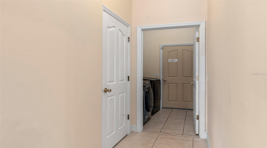 Davenport, Florida 33897, 5 Bedrooms Bedrooms, ,7 Bathroomsbathrooms,Residential,For Sale,Vista Loop,Mfro6306396
