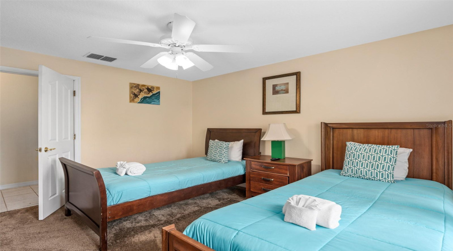 Davenport, Florida 33897, 5 Bedrooms Bedrooms, ,7 Bathroomsbathrooms,Residential,For Sale,Vista Loop,Mfro6306396