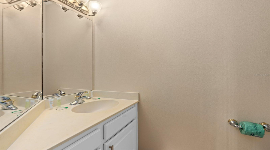 Davenport, Florida 33897, 5 Bedrooms Bedrooms, ,7 Bathroomsbathrooms,Residential,For Sale,Vista Loop,Mfro6306396