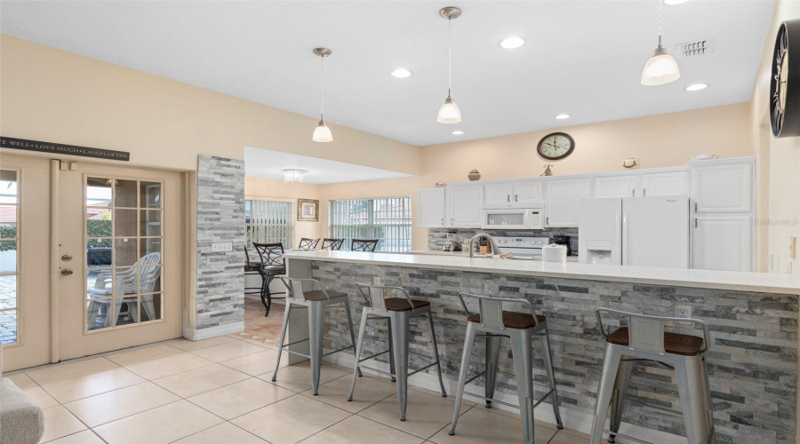 Davenport, Florida 33897, 5 Bedrooms Bedrooms, ,7 Bathroomsbathrooms,Residential,For Sale,Vista Loop,Mfro6306396