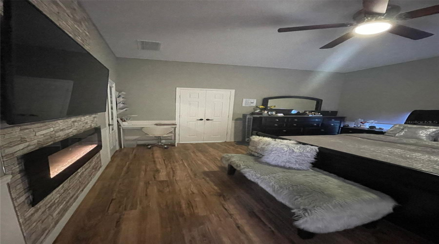 Davenport, Florida 33837, 5 Bedrooms Bedrooms, ,3 Bathroomsbathrooms,Residential,For Sale,Cadiz,Mfro6306382