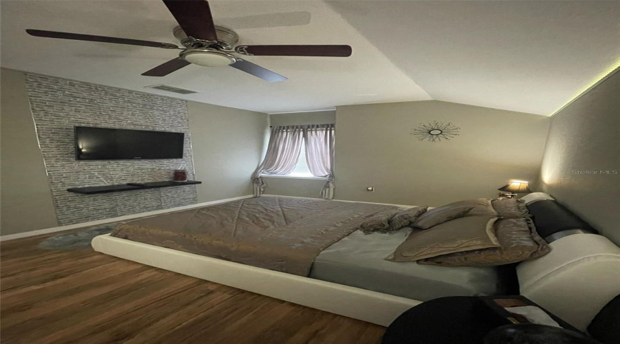 Davenport, Florida 33837, 5 Bedrooms Bedrooms, ,3 Bathroomsbathrooms,Residential,For Sale,Cadiz,Mfro6306382