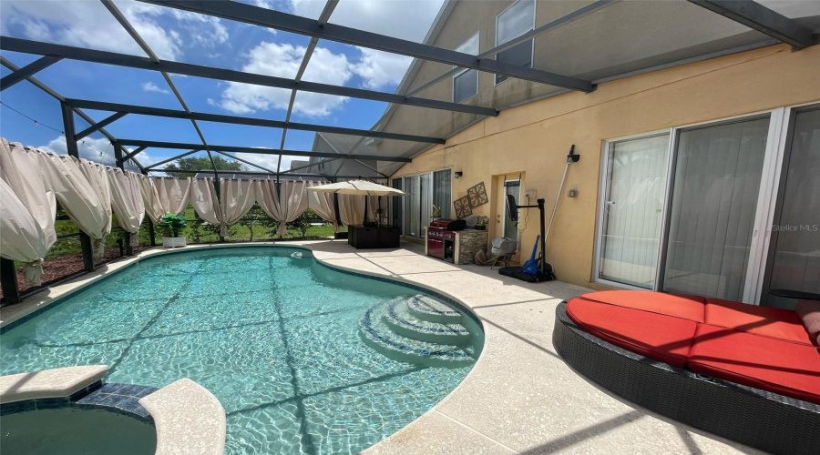 Davenport, Florida 33837, 5 Bedrooms Bedrooms, ,3 Bathroomsbathrooms,Residential,For Sale,Cadiz,Mfro6306382