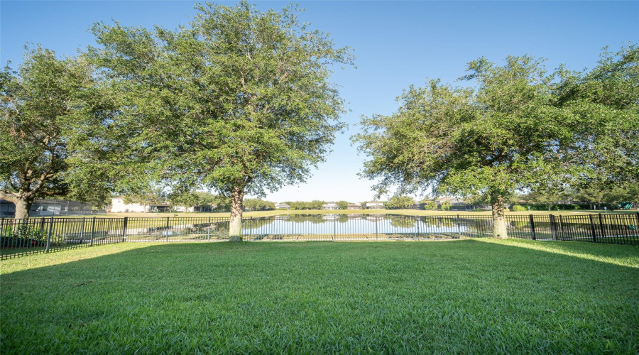 Orlando, Florida 32836, 4 Bedrooms Bedrooms, ,3 Bathroomsbathrooms,Residential,For Sale,Chateaubriand,Mfro6304466