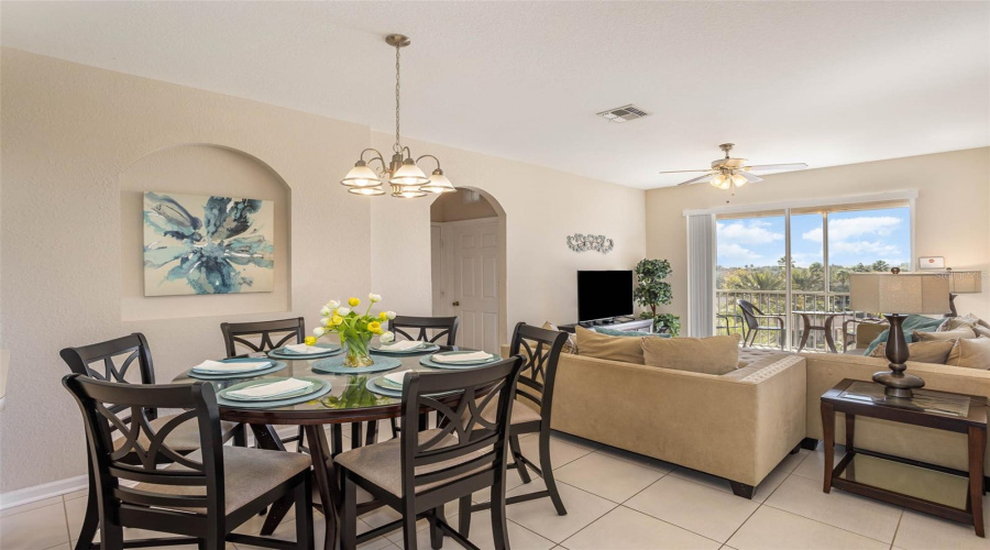 Open Floor Plan!