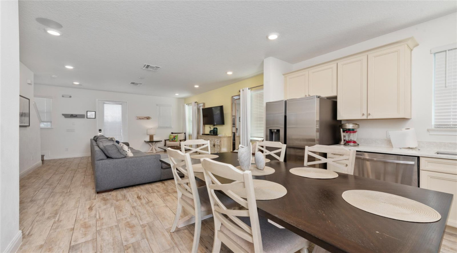 Kissimmee, Florida 34747, 4 Bedrooms Bedrooms, ,4 Bathroomsbathrooms,Residential,For Sale,Salted Rim,Mfrs5126122